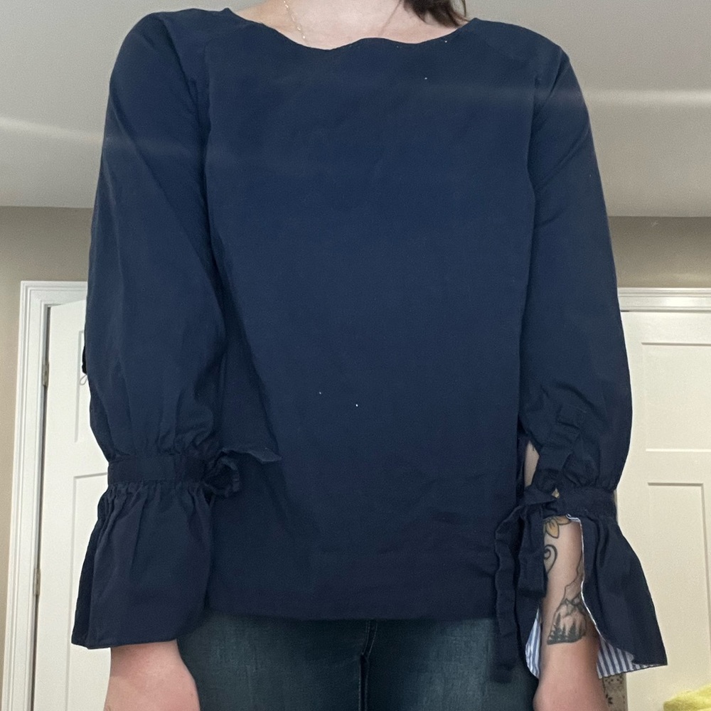 Navy blue 3/4 with tie-sleeve top